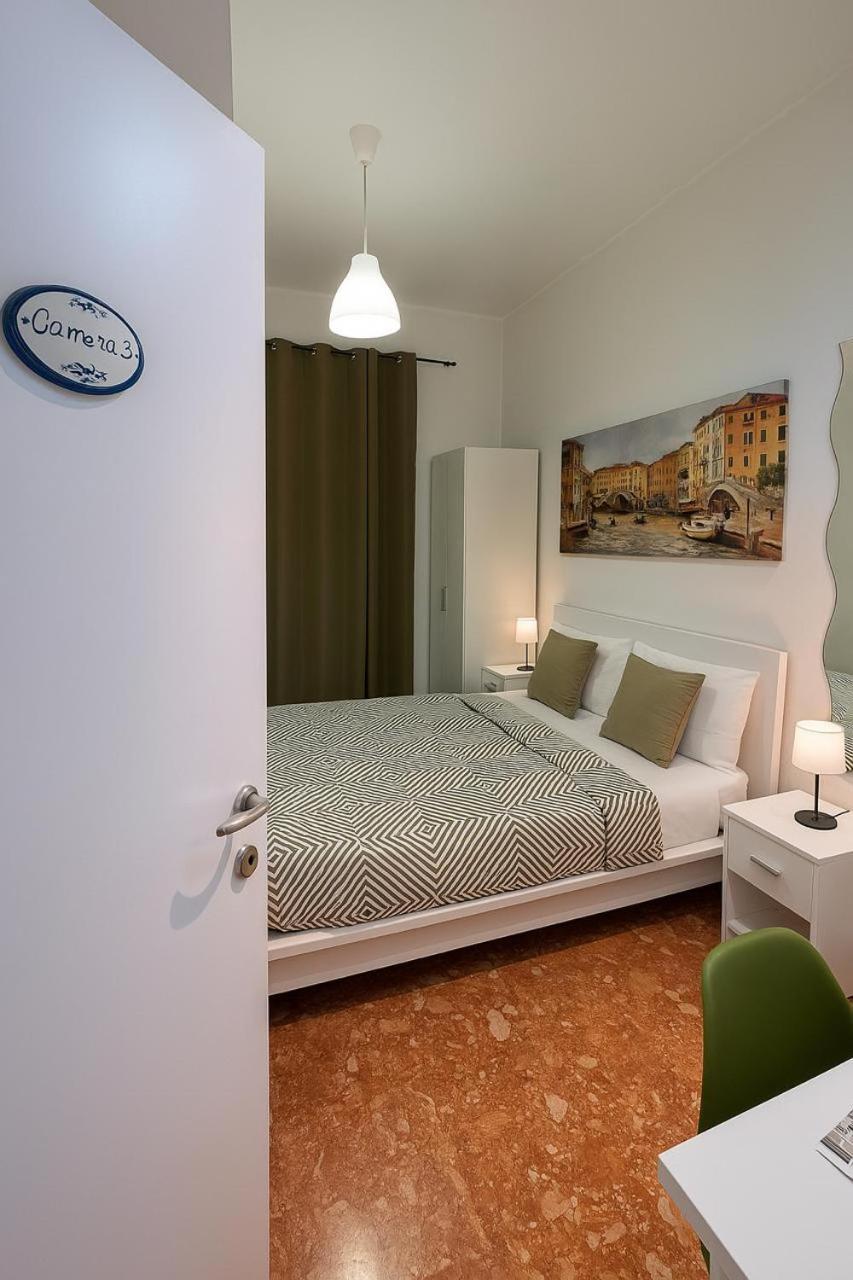 Colosseo Rooms B&B โรม ห้อง รูปภาพ